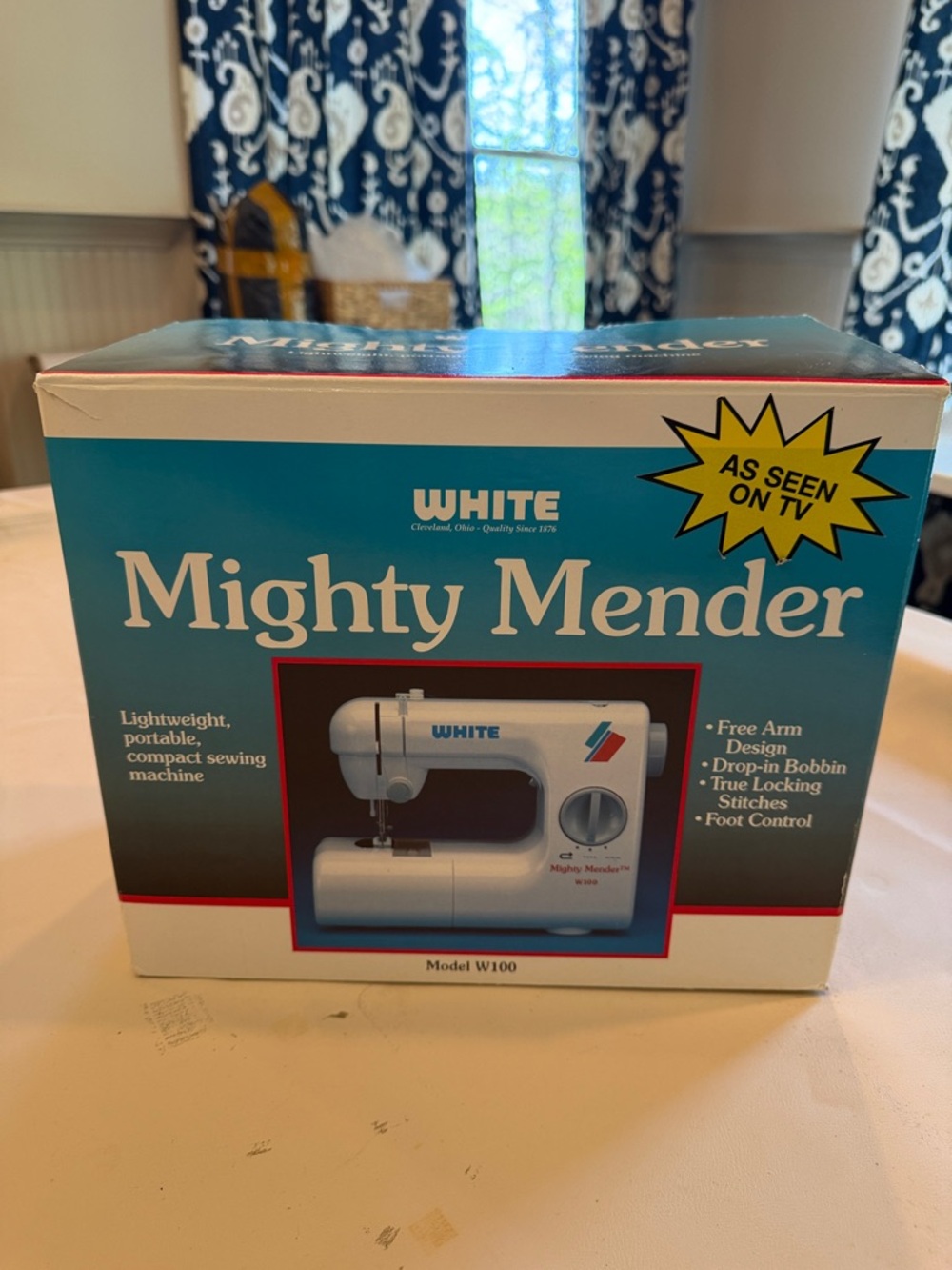White Mighty Mender portable sewing machine, NIB
